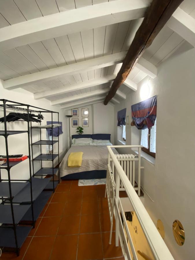 Casa Baiettini 9 Bed and Breakfast Intra Εξωτερικό φωτογραφία